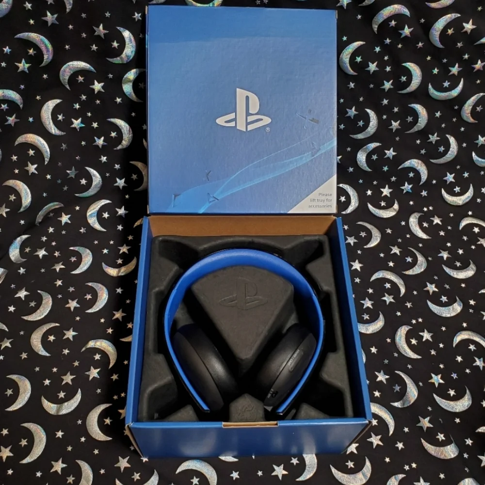 PlayStation | Gold Wireless Stereo Headset